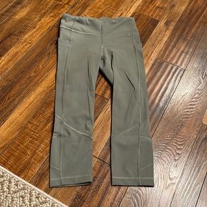 Lululemon pace rival leggings olive green.